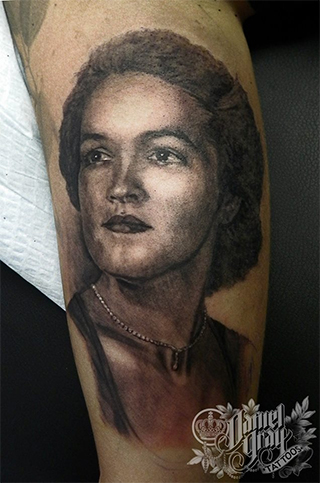 black and grey portrait tattoo by cincinnati artist Daniel Gray